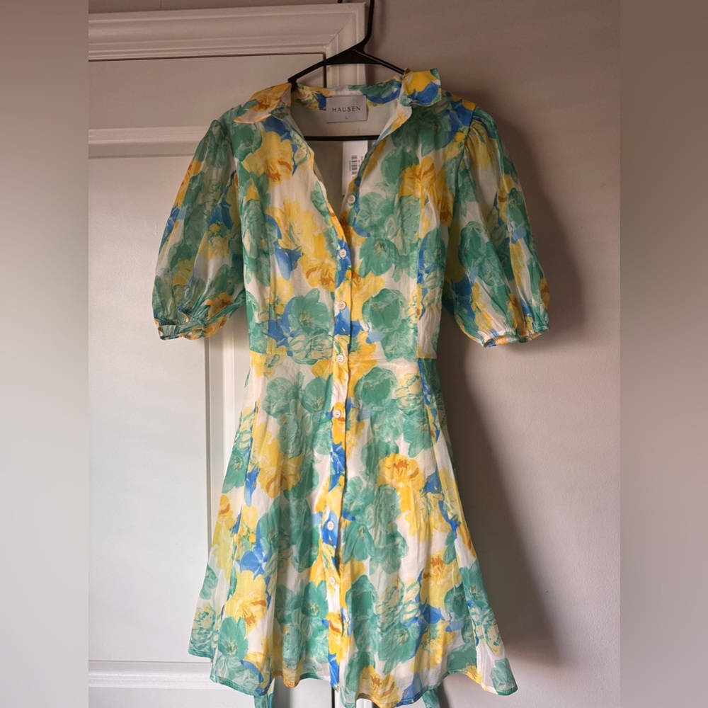 Brand new floral dress size L